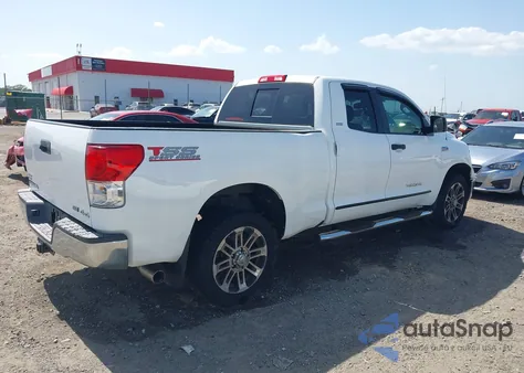 2012 Toyota Tundra Grade 5.7L V8 z USA, uszkodzony, nr VIN 5TFUW5F19CX258672